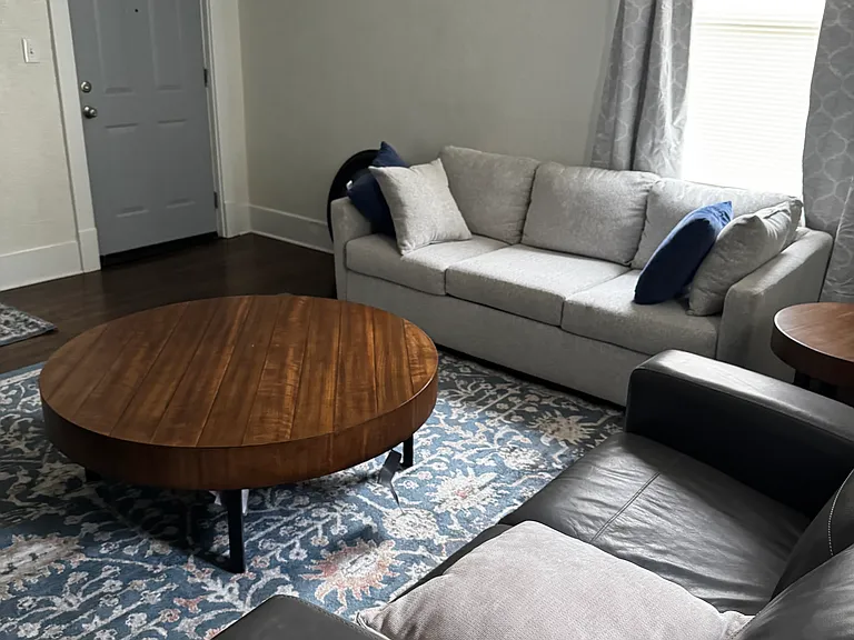 913 Forest Ave — Photo 44