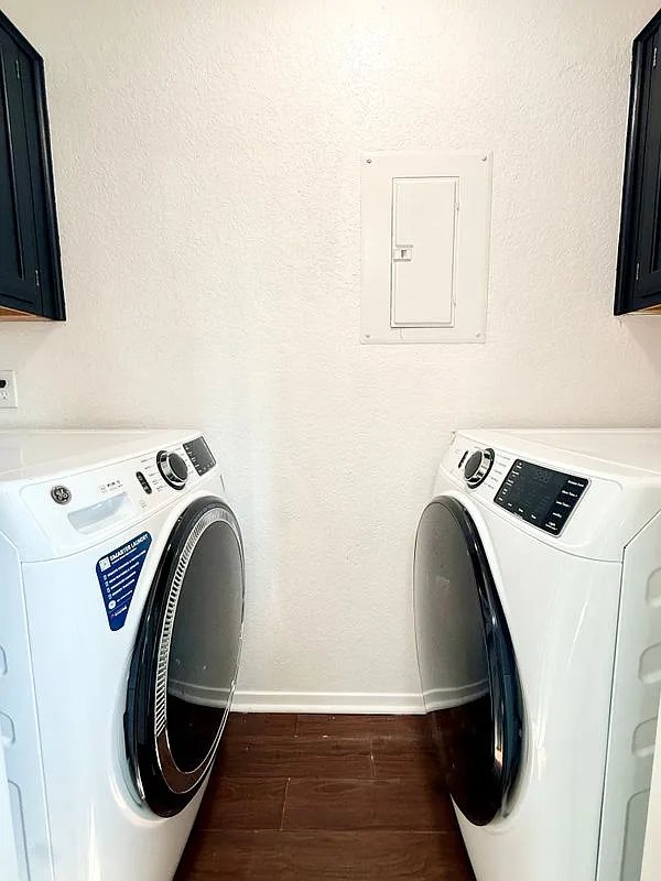 2 bed, 1.0 bath, 867 sqft, $2,800 — Photo 4