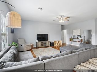 13019 Vermillion Dr, Denham Springs, LA 70726