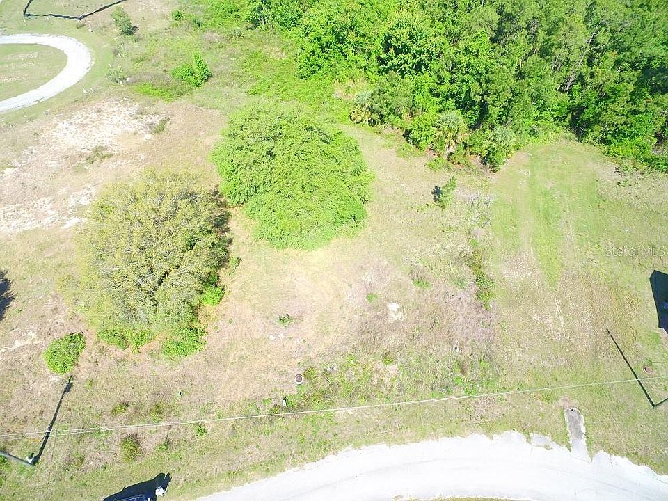 2nd image of 537 Colville Ct