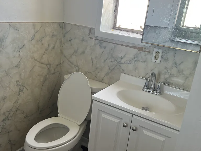 7631 Brighton Blvd #7633 — Photo 9
