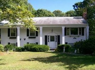 364 Oakland Rd, Hyannis, MA 02601