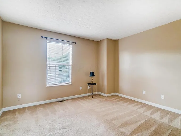 5713 Mango Ln — Photo 19