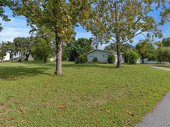 5th image of 106 S Lucille St