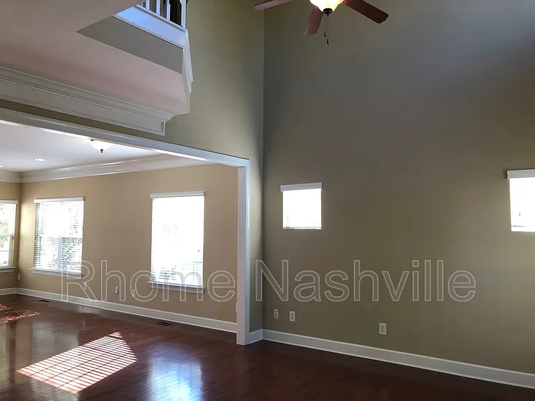 4309 Barnes Cove Dr — Photo 3