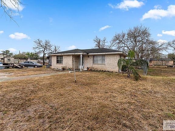 2nd image of 1340 Rio Grande St