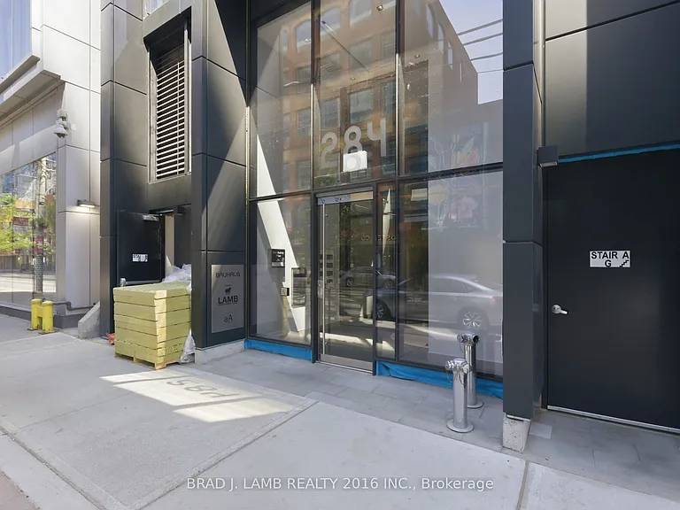 284 King St E #1303 — Photo 21
