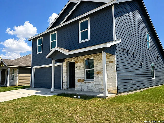 4 bed, 2.5 bath, 1874 sqft, $1,795 — Photo 2