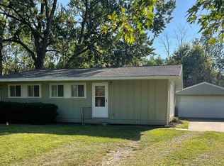 823 Progress Ave, Waterloo, IA 50701