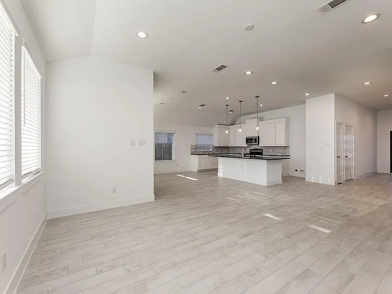 4802 Seabourne Landing Dr — Photo 9