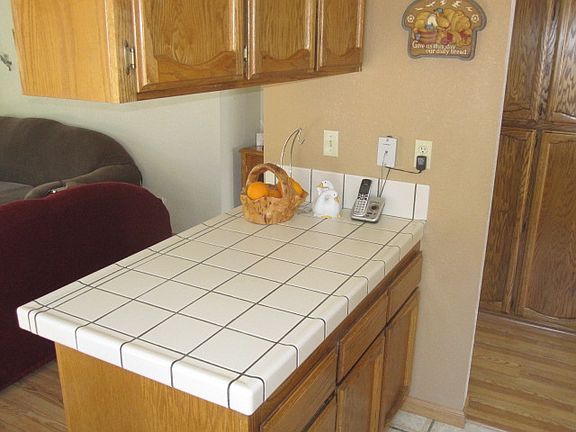 3rd image of 1451 Tennis Ln