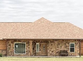 10717 Eastline Rd, Trenton, TX 75490