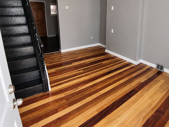 3rd image of 3438 Crystal St