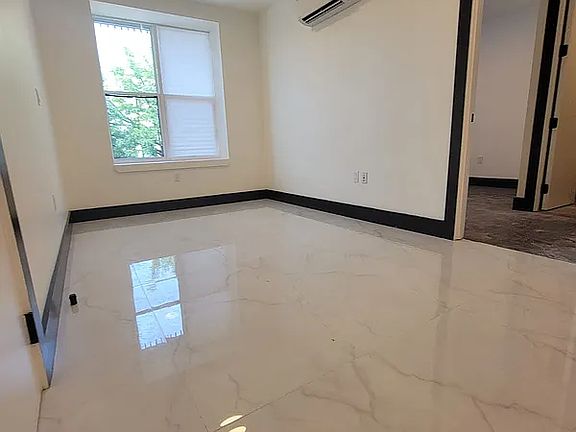 2nd image of 1336 Dekalb Ave #112