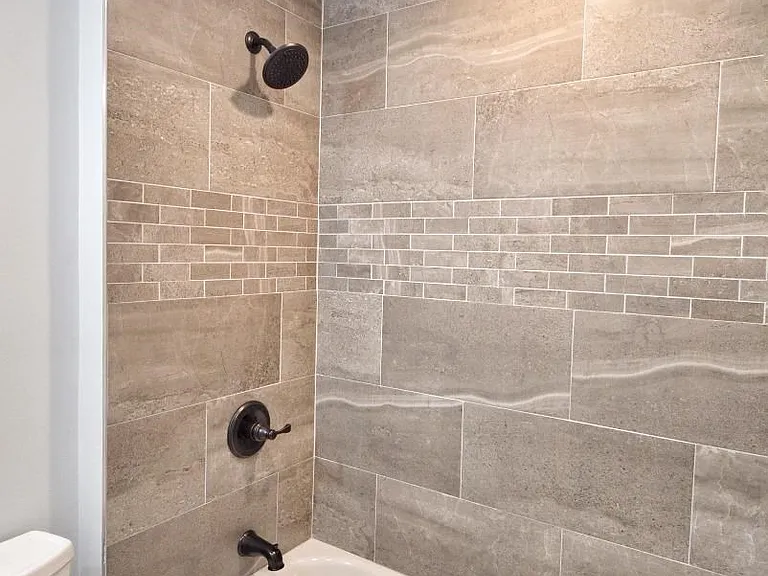 57 W 7th St #3 — Photo 7