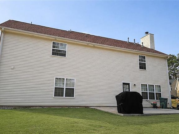 5th image of 1020 Chandler Ridge Dr