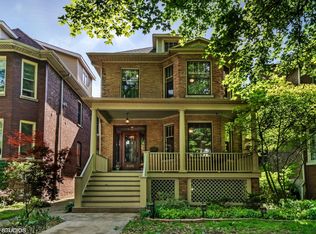 5325 N Wayne Ave, Chicago, IL 60640