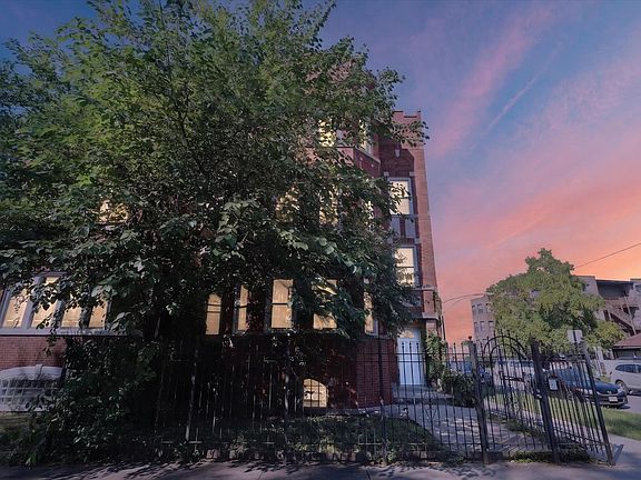 2nd image of 7700 S Laflin St