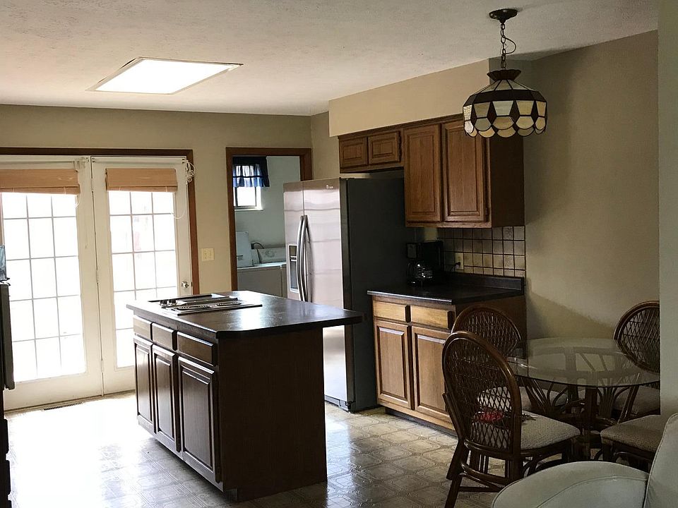 1st image of 1810 32nd St