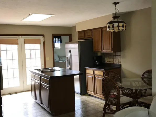 1810 32nd St, Parkersburg, WV 26104