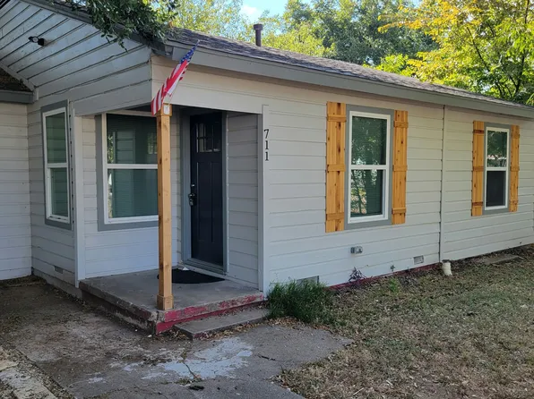 711 Truman St, Arlington, TX 76011
