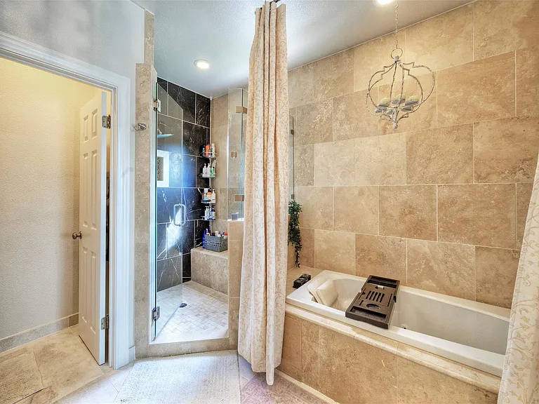 5513 Great Divide Dr — Photo 17