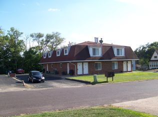2200 Stoneybrook Rd APT 2, Pekin, IL 61554