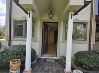 12 Swim Club Rd #2, Stony Pt, NY