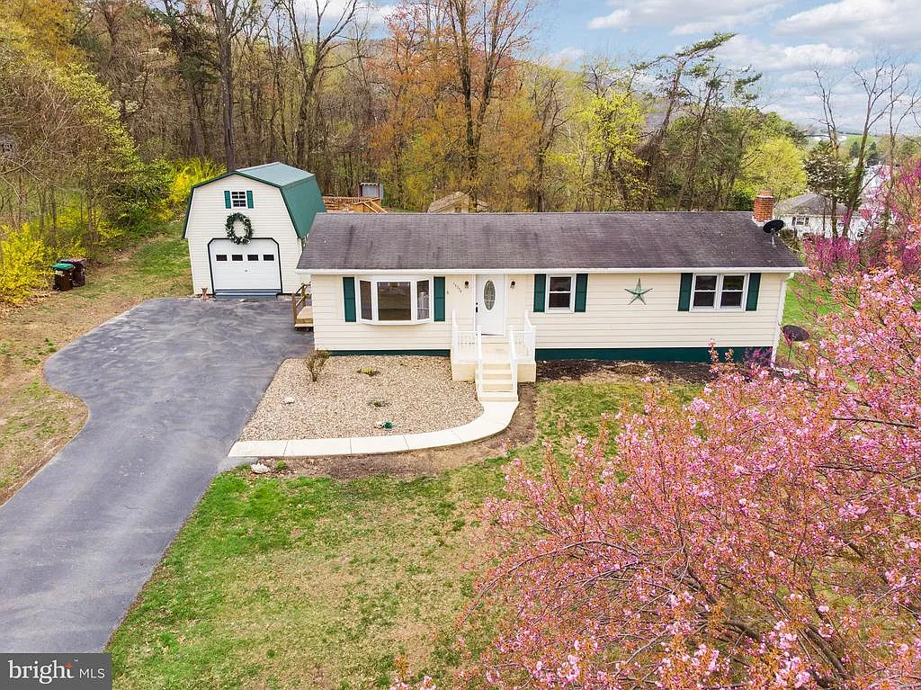 13756 Villa View Dr photo 1
