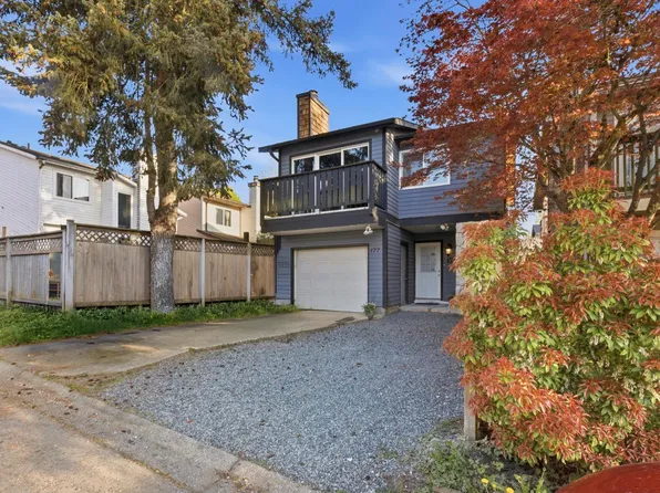 177 Springfield Dr, Langley, BC V4W 3K8