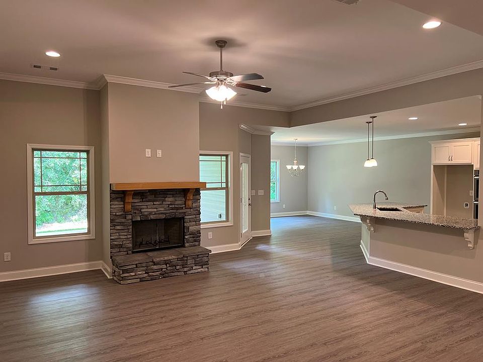 28 Landings Ct, Fort Mitchell, AL 36856 MLS 201218 Zillow