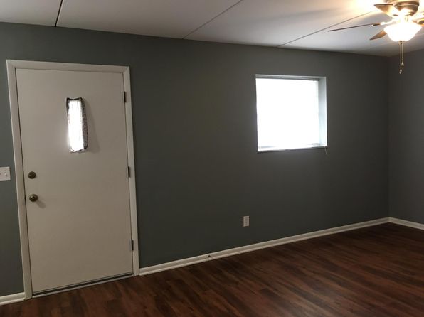 250 Stewart Ave APT F