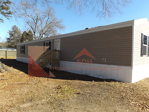 136 Langley Dr Photo 1