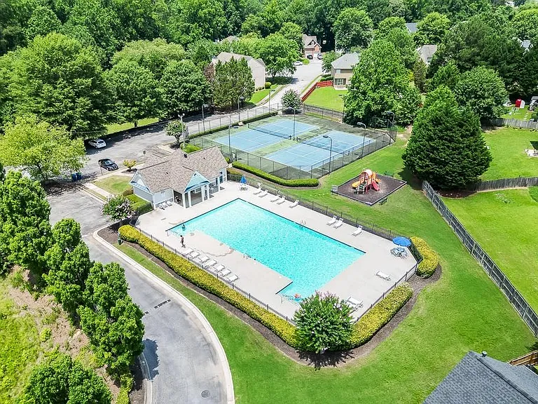 2464 Laurelfield Dr — Photo 45