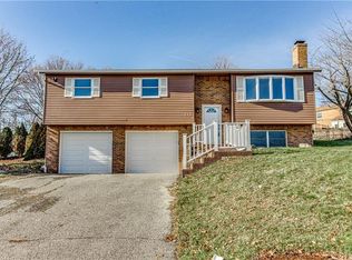 243 Parkwood Cir, Canonsburg, PA