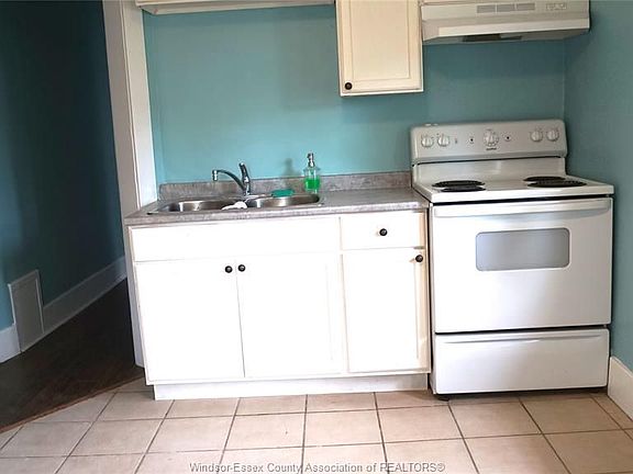 5th image of 430 Moy Ave
