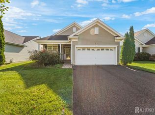 47 Prusakowski Blvd, Parlin, NJ 08859