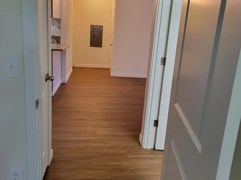 River Place — Photo 13