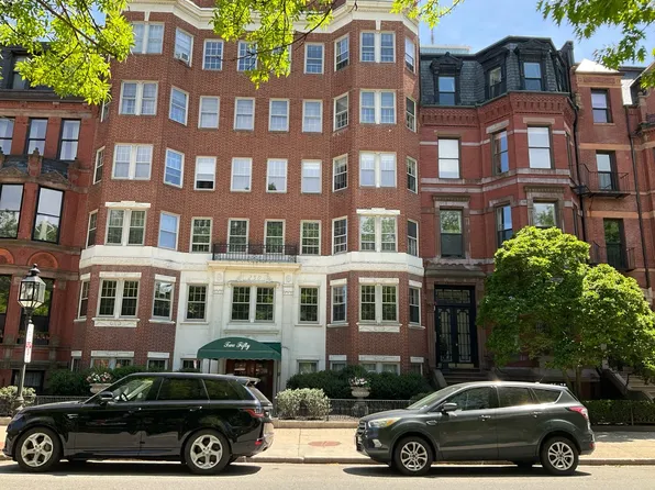 250 Commonwealth Ave APT 4, Boston, MA 02116