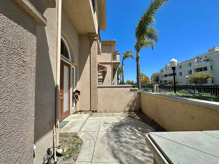 1202 Bayside Cir — Photo 12