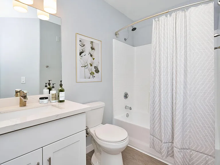River Ranch Townhomes & Apartments — Photo 134