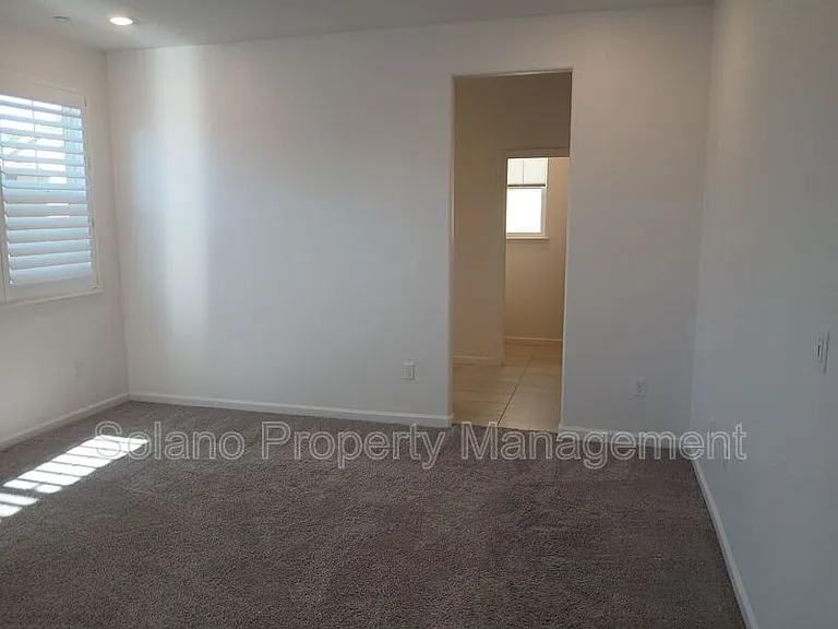 938 Fruit Stand Cir — Photo 20
