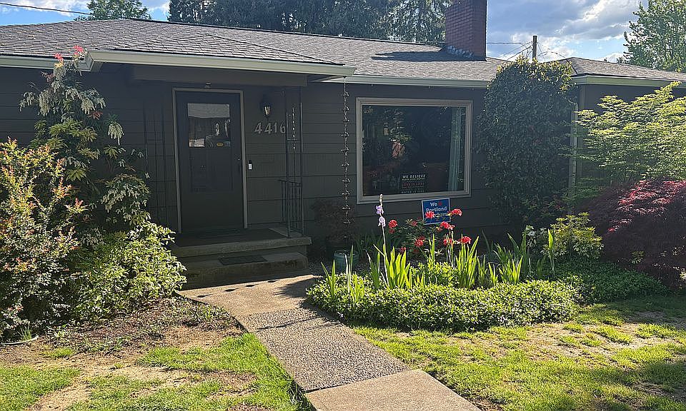 1st image of 4416 SE Rex St
