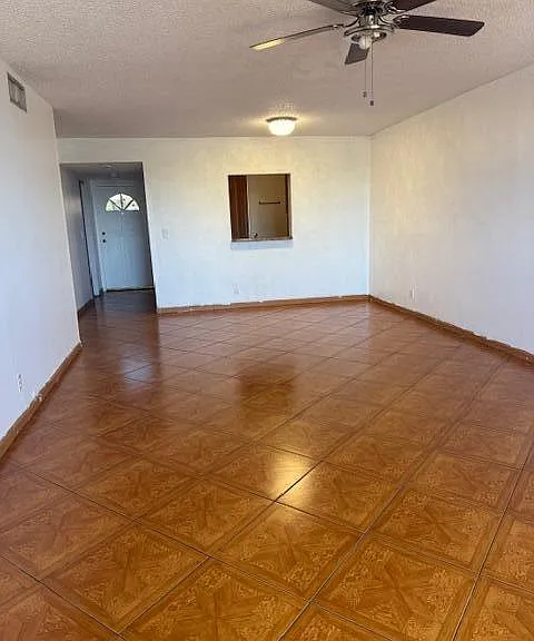 2830 Somerset Dr #408N — Photo 5