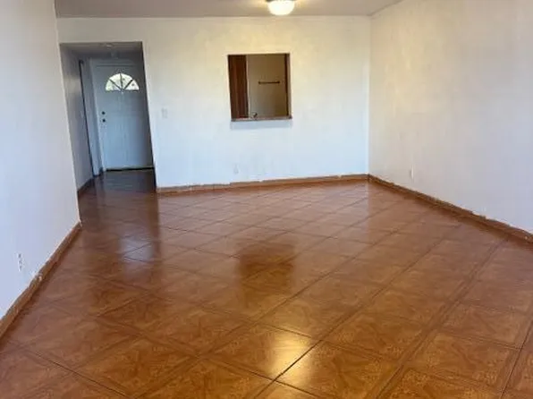 2830 Somerset Dr, Fort Lauderdale, FL