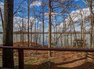 3225 Manor Rdg, Gainesville, GA 30506