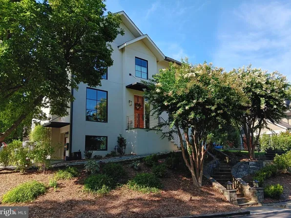 4136 25th St N, Arlington, VA 22207