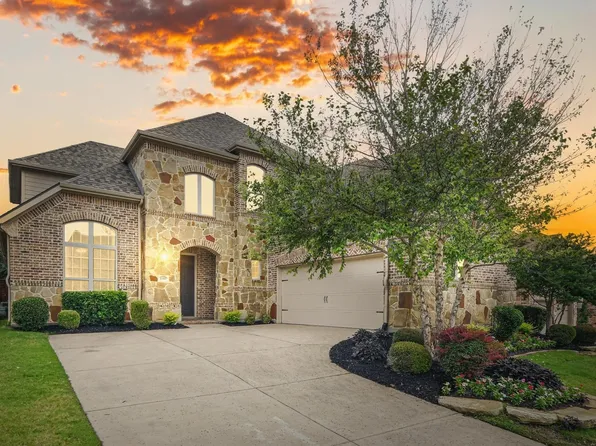 1305 Bluebell Ave, Lantana, TX 76226