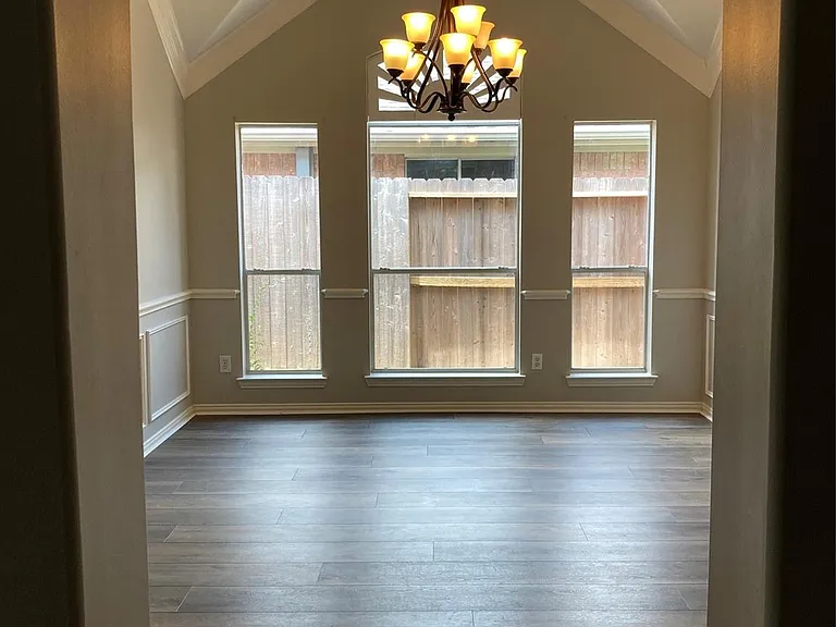 8312 Spinnaker Bay Ln — Photo 12