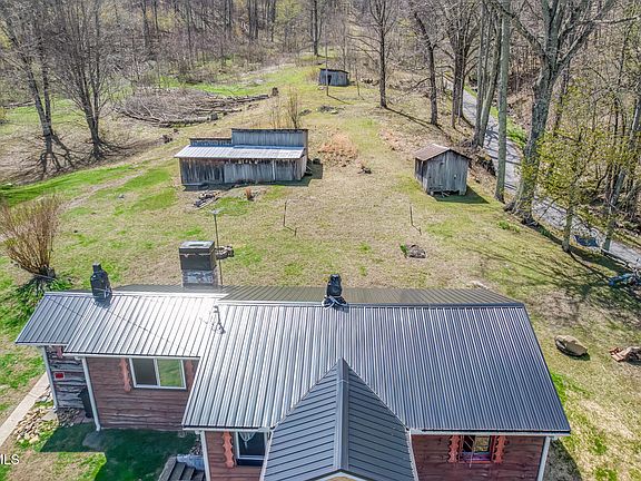 4th image of 119 Hughes Hollow Rd
